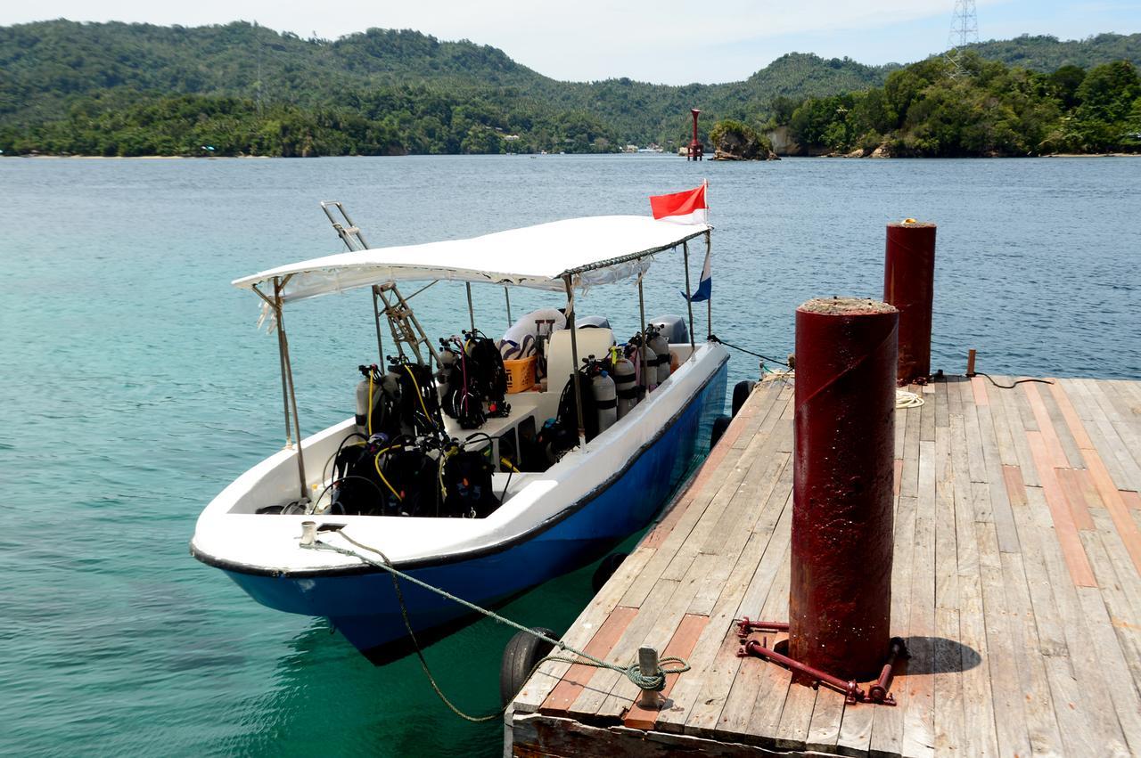 Kungkungan Bay Resort Bitung Экстерьер фото